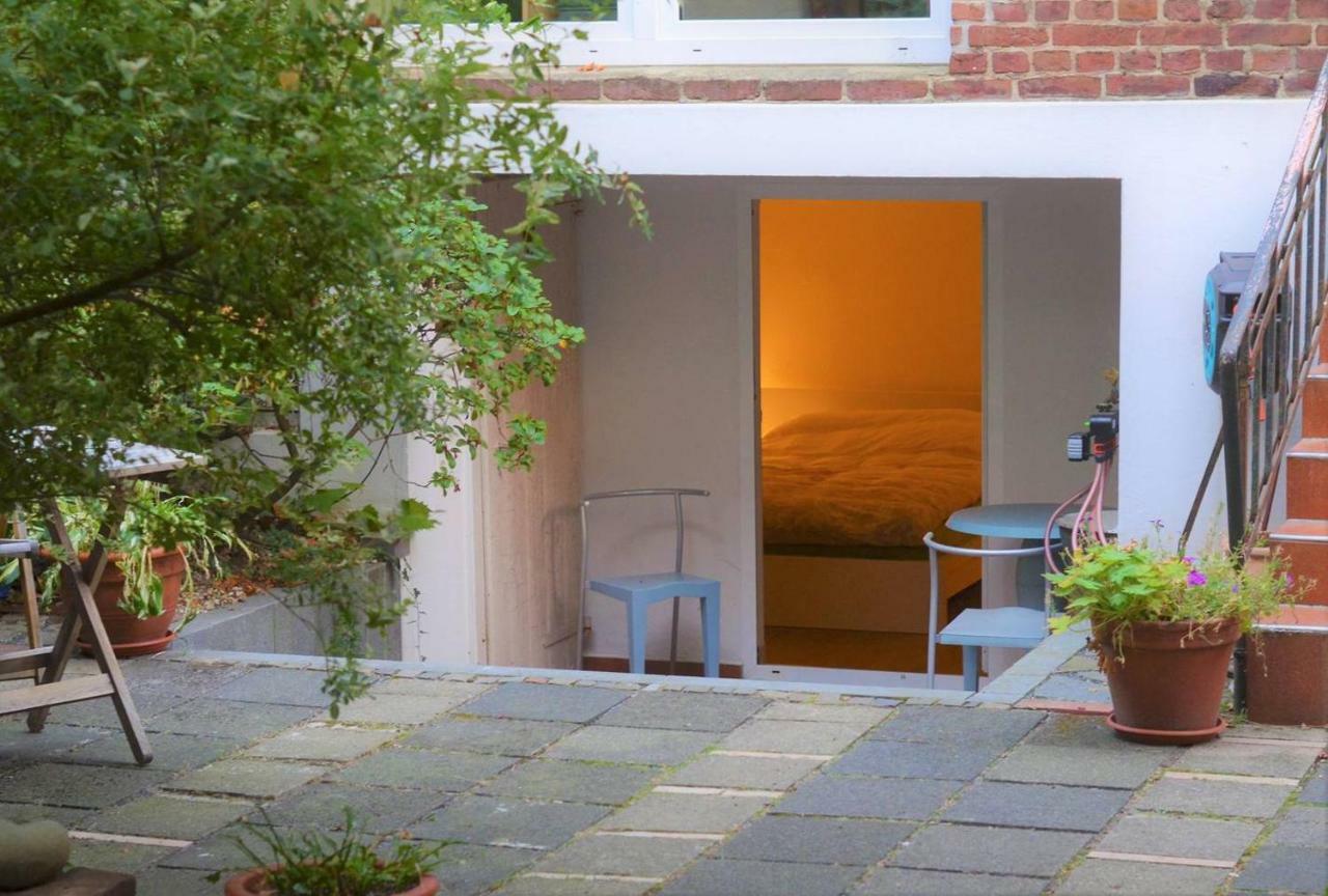 Gaestezimmer Mit Garten In Fischeln Крефелд Екстериор снимка