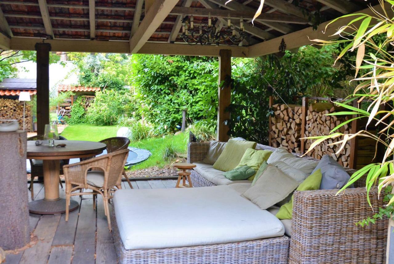 Gaestezimmer Mit Garten In Fischeln Крефелд Екстериор снимка